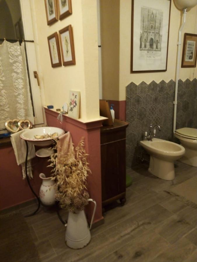 B&B La Gallinella Rossa Baschi Bagian luar foto