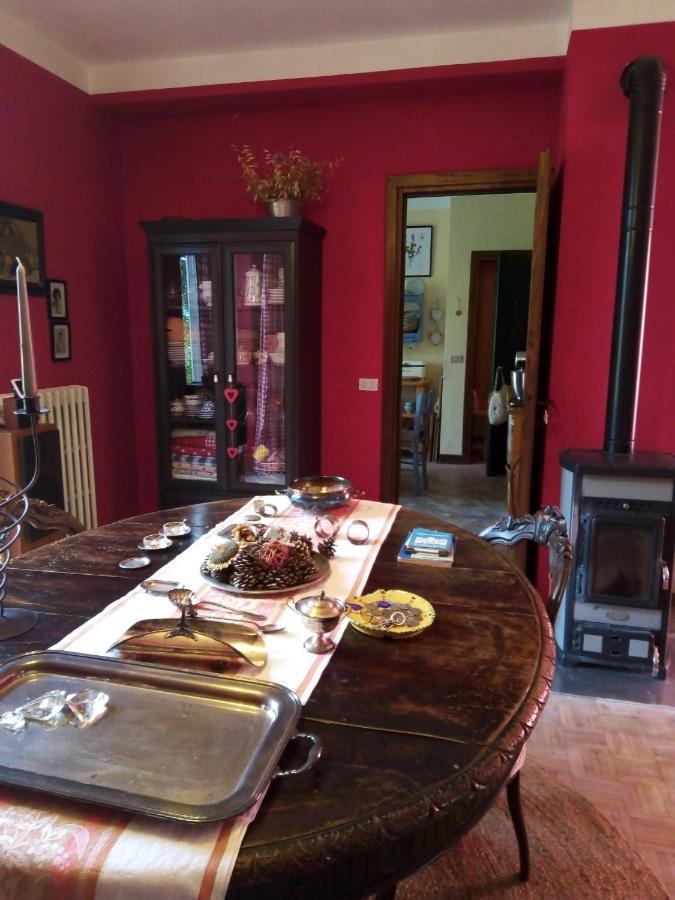 B&B La Gallinella Rossa Baschi Bagian luar foto