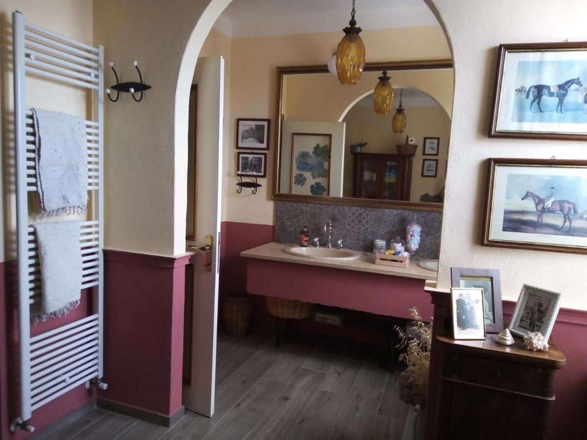 B&B La Gallinella Rossa Baschi Bagian luar foto